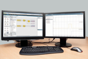 Zwei Monitore mit samos PLAN6: Logikeditor links, Simulation/Oszilloskop rechts, Tastatur, Maus.